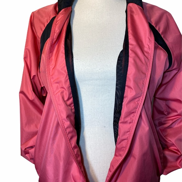 Athletech  2 Piece Wind suit  Size: Medium - Picture 9 of 15